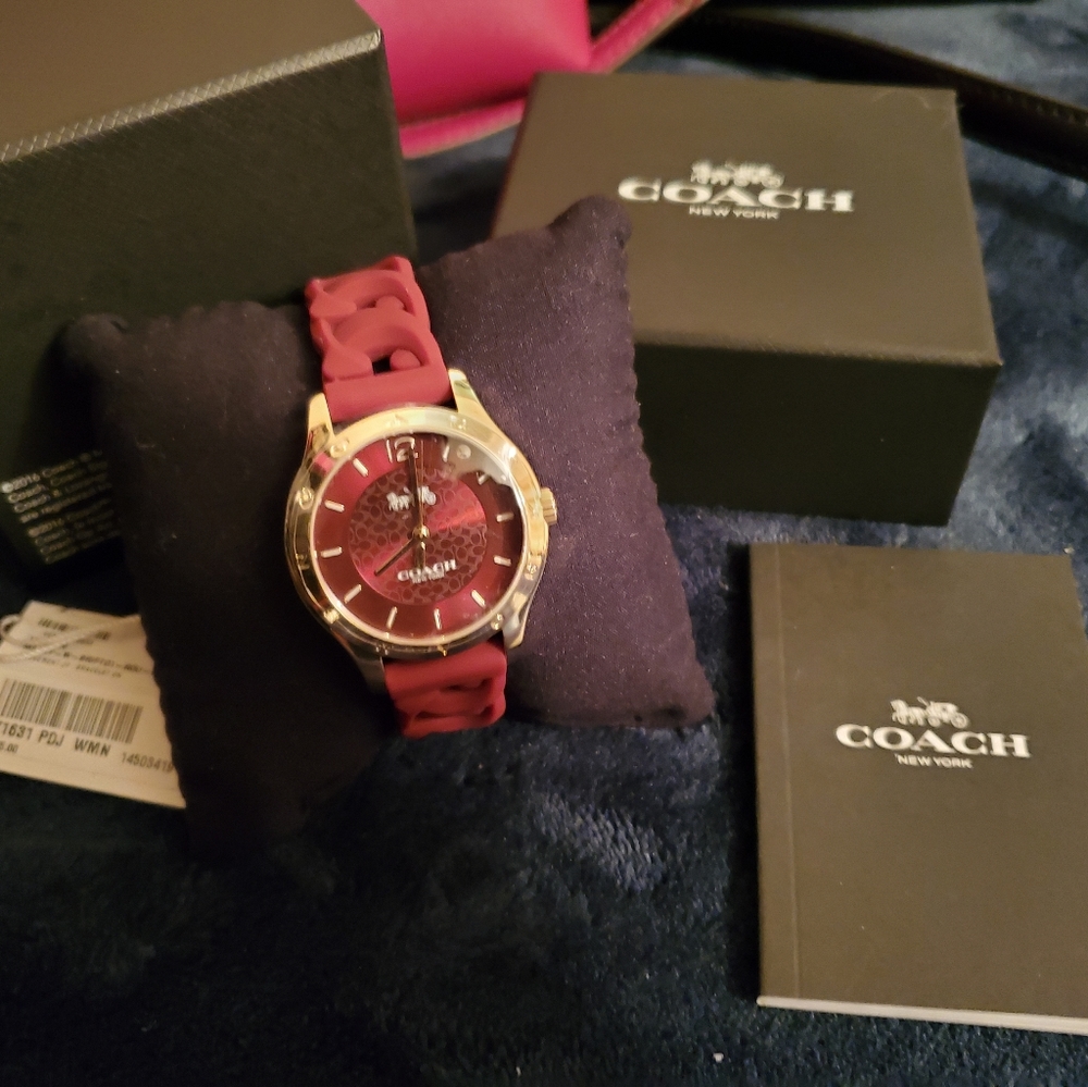 Coach watch - Picture 2 of 4